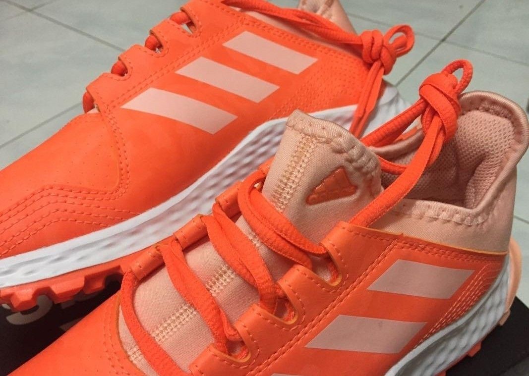 KASUT HOKI Adidas Youngstar Field Hockey Turf Trainers UK 4