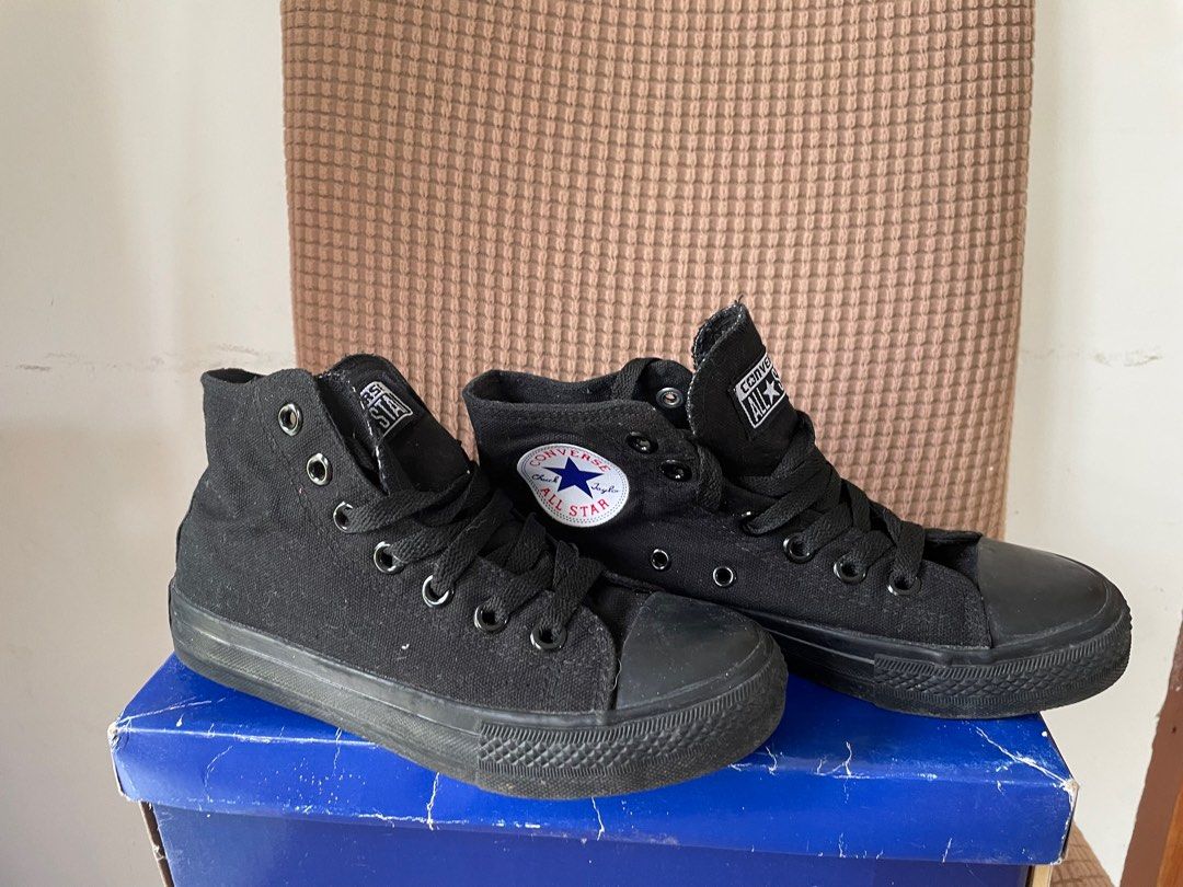 KIDS SHOES SIZE US 5.5 Babies Kids Babies Kids Fashion on Carousell