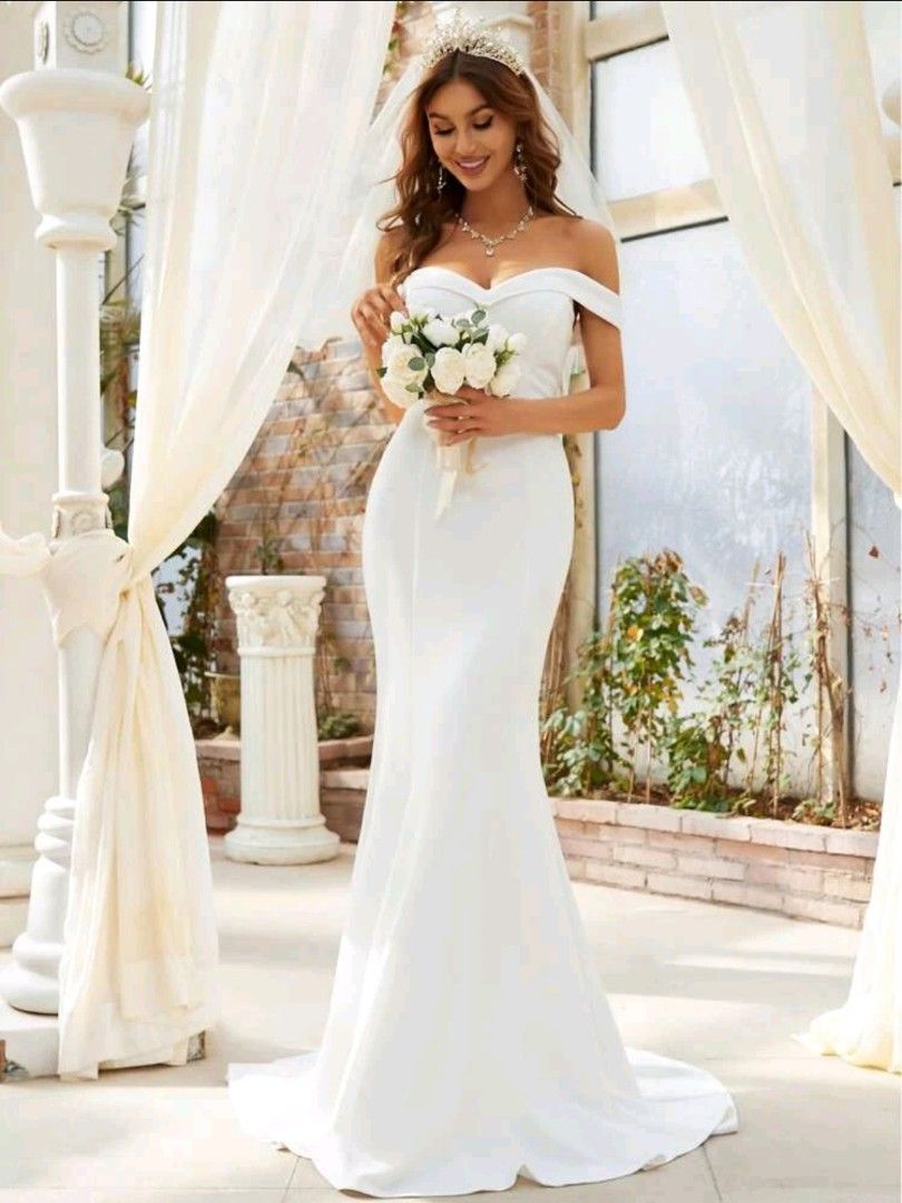 Off shoulder sales serpentina gown