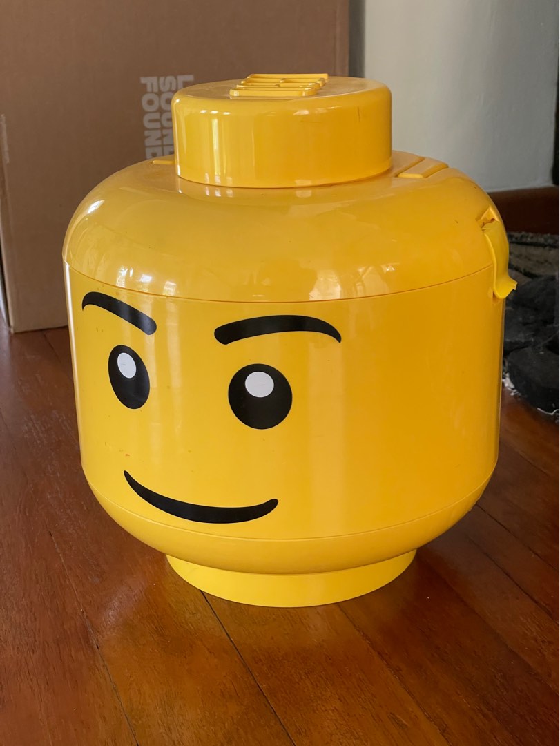Lego sort on sale and store head