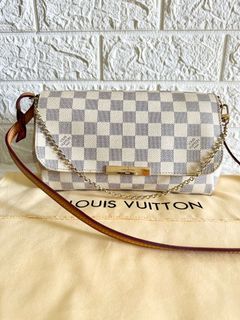 Buy Louis Vuitton Favorite MM Monogram Canvas M40718 Handbag Online at  desertcartMalaysia