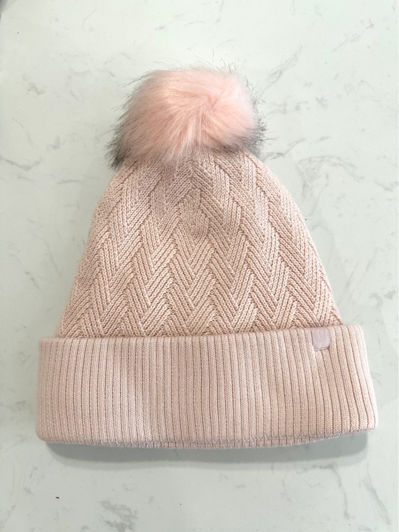 Lululemon Chevron Knit Pom Beanie Pink Mist, Women's Fashion