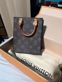 Authentic Louis Vuitton Petit Sac Plat Pink Epi Leather, Luxury, Bags &  Wallets on Carousell