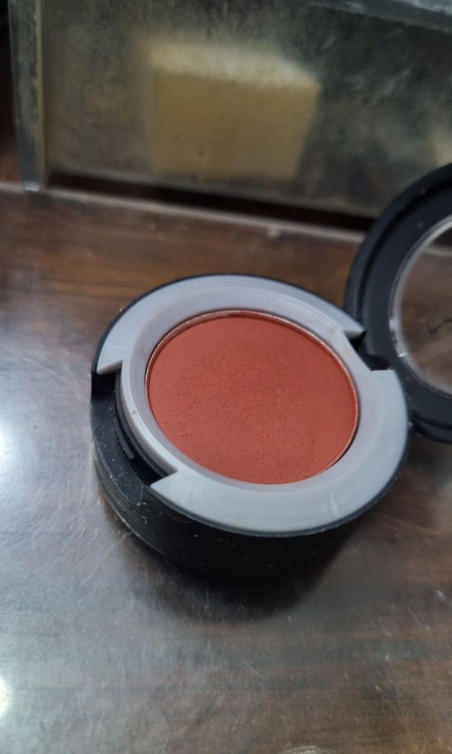 MAC "Devoted to Chili" single matte eyeshadow (Category: Makeup) located in Pasig City. Submitted by miromodepon (Listing ID 1243091488, Image 1). Description: 🔸Item : MAC matte single eyeshadow "Devoted to Chili" 🔸RFS: used 1x/ newbie to make up and don't know how to use😬 - purchased Rustan's Gateway 🔸Condition: 9/10 bnew 🔸Price: 65%php only 🔸Mode of Payment: bank transfer / cash/ gcash * pls settle payment within 2 days from posting sold/