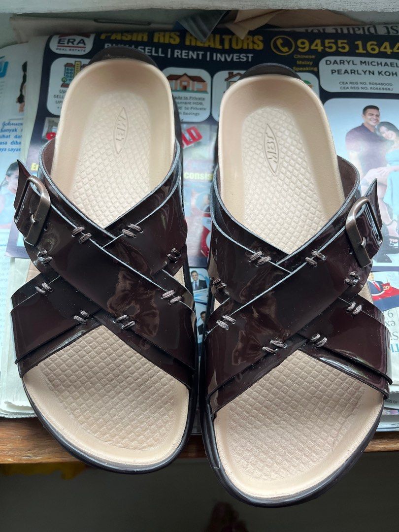 MBT recovery sandal Women s Fashion Footwear Sandals on Carousell