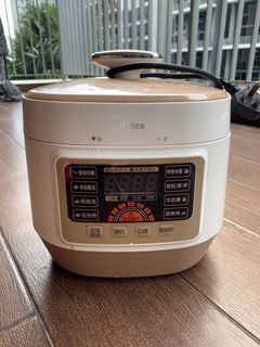 1.8L heart shaped rice cooker used in house with the function of Rice  Cooking and Porridge Cooking and Making cake