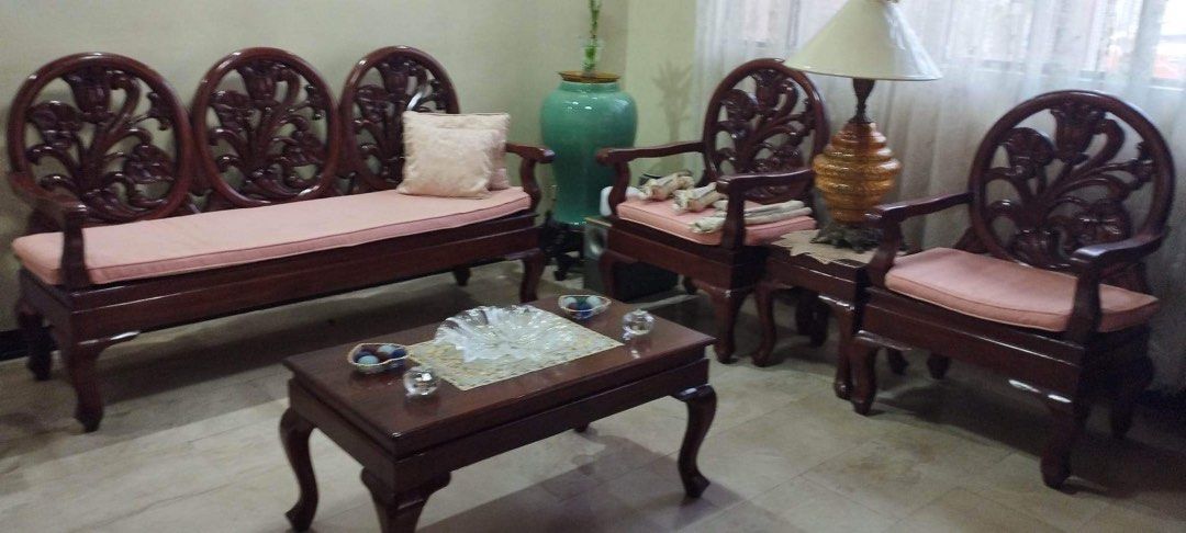 Narra sala set (Category: Sofas) located in Quezon City. Submitted by ladypeps (Listing ID 1243112527, Image 3). Description: Made in narra.