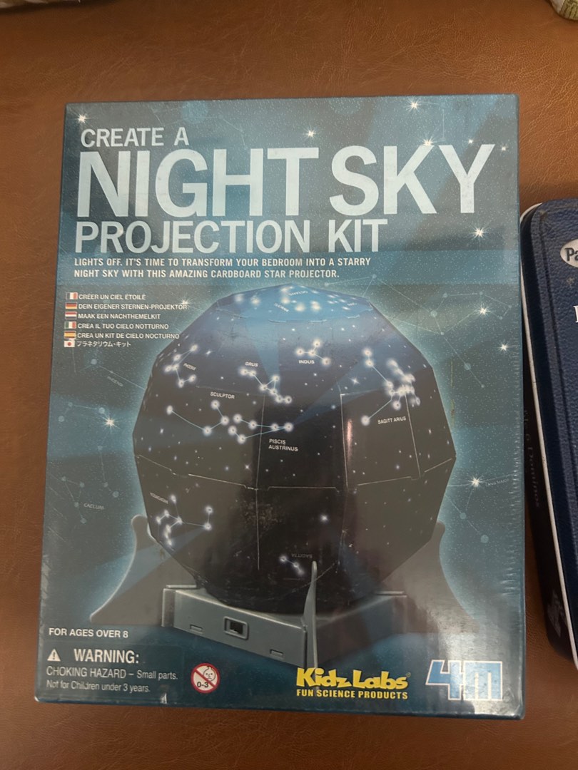 BRAND NEW Starry Night Sky Cardboard Projection Kit Kidz Labs Fun Science