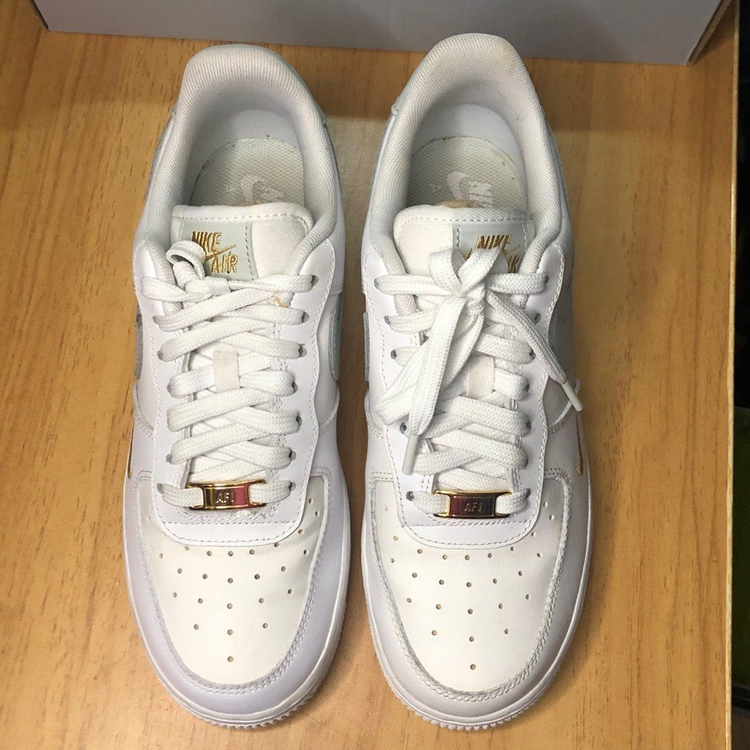 Air force 1 gold lace discount lock