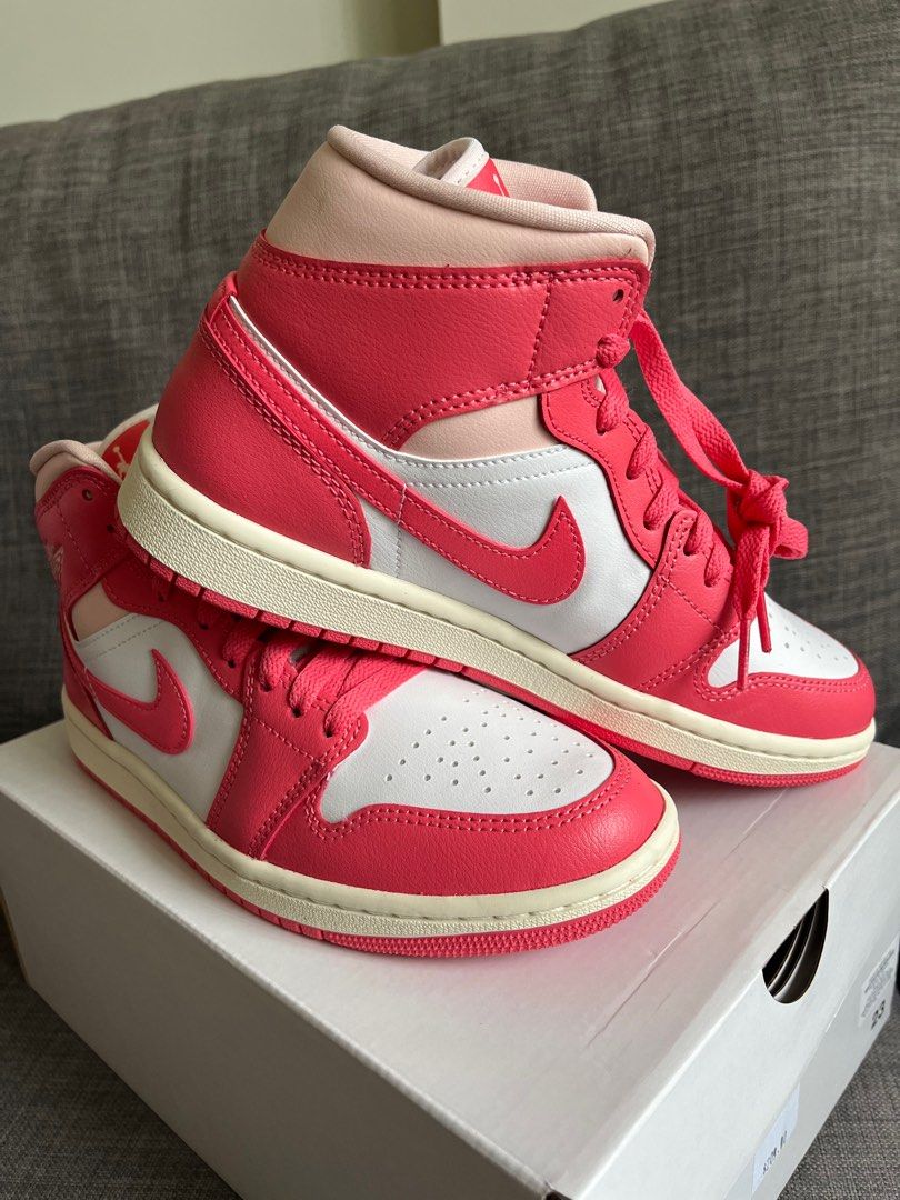 Nike Air Jordan 1 Mid Size 7