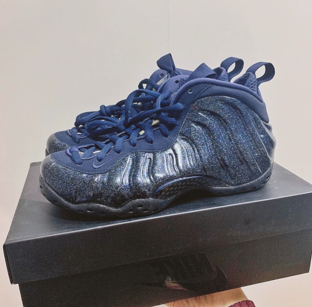 Blue glitter foamposites online