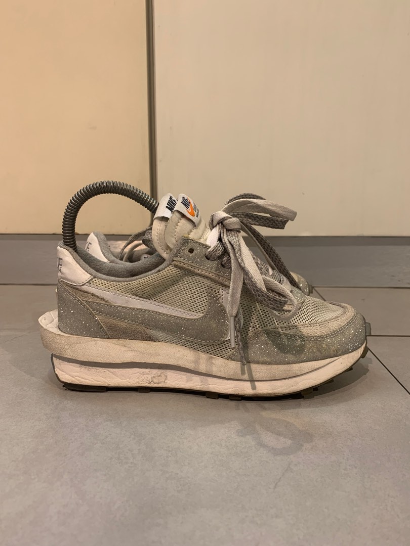 Nike sacai glittering, Fesyen Wanita, Sepatu di Carousell
