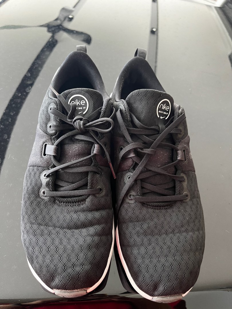 Nike weight training shoes, Women's Fashion, Footwear, Sneakers on Carousell