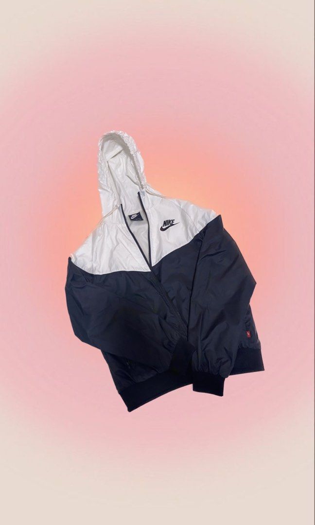White and pink nike windbreaker shop