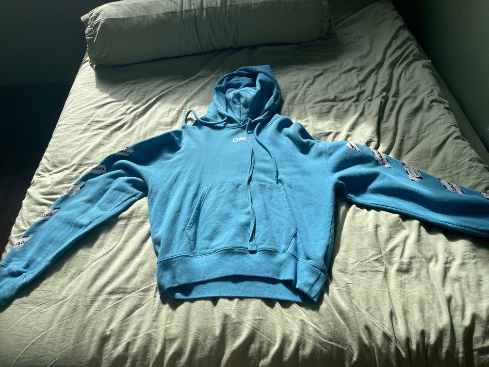 White best sale blue hoodie