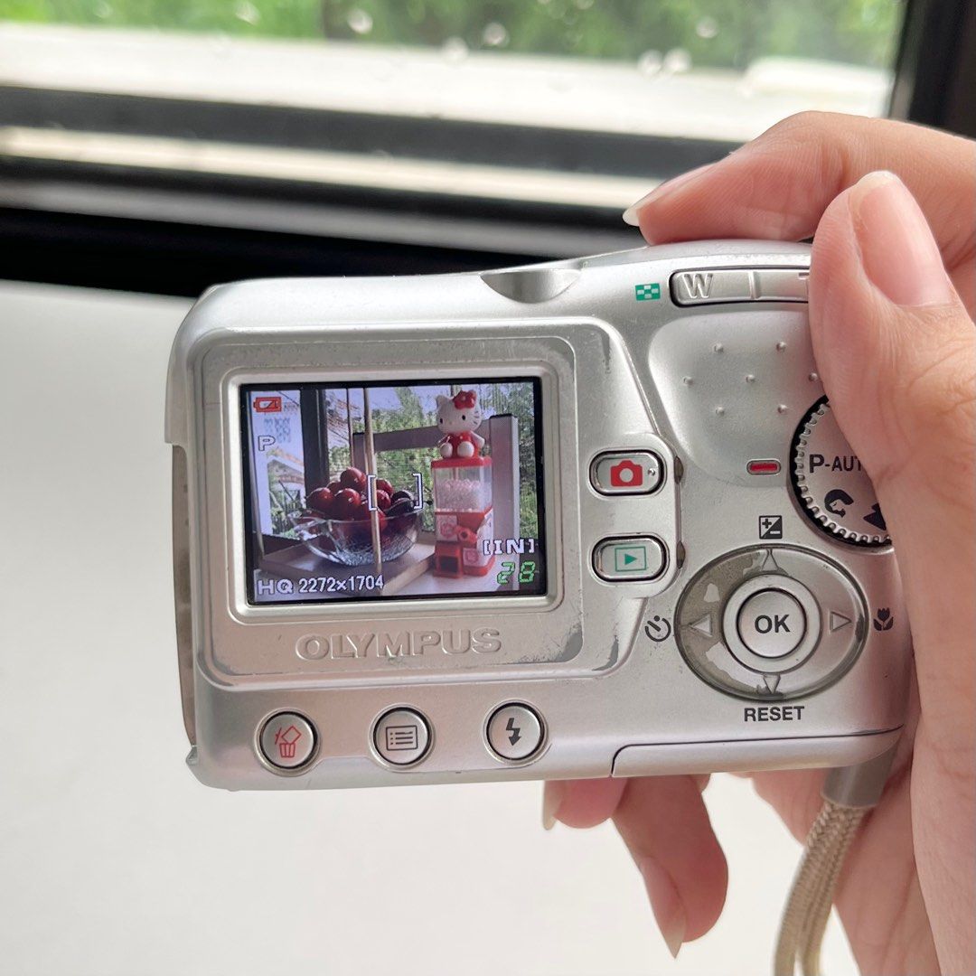 Olympus FE100 Digital Camera Digicam (READ DESCRIPTION) on Carousell