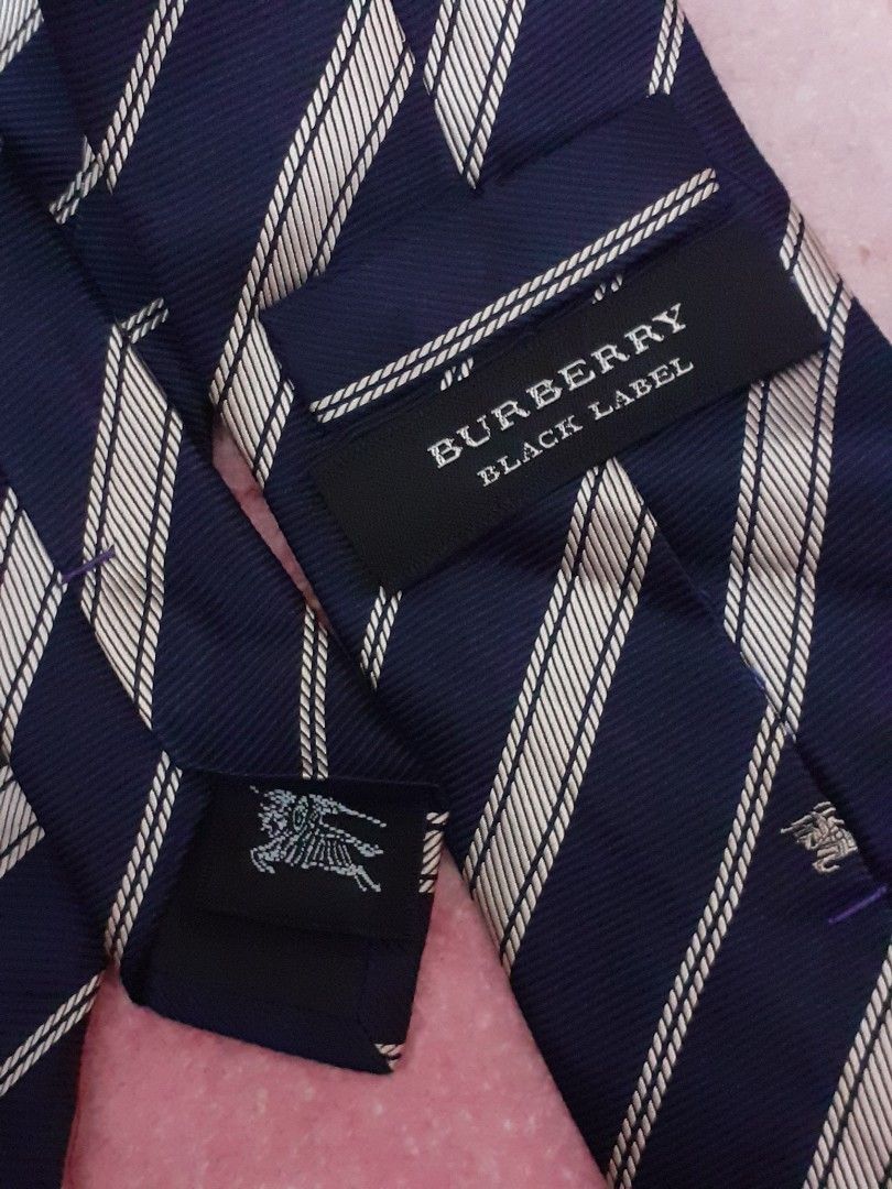 Burberry black online label tie