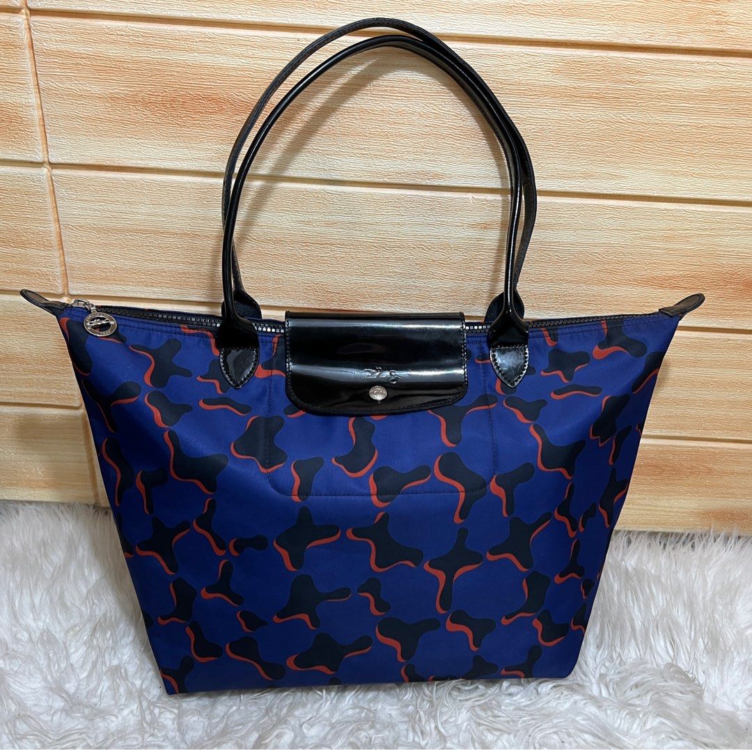 Long Champ Le Pliage neo large Original, Women's Fashion, Bags & Wallets,  Shoulder Bags on Carousell