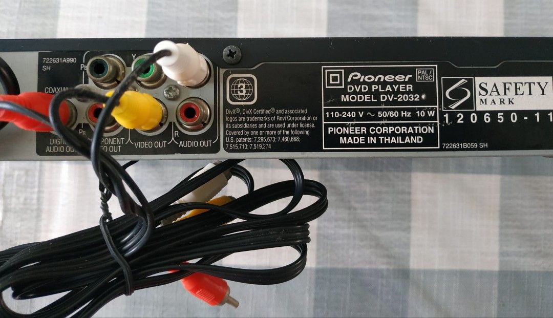 Pioneer DVD player for sale, TV & Home Appliances, TV & Entertainment