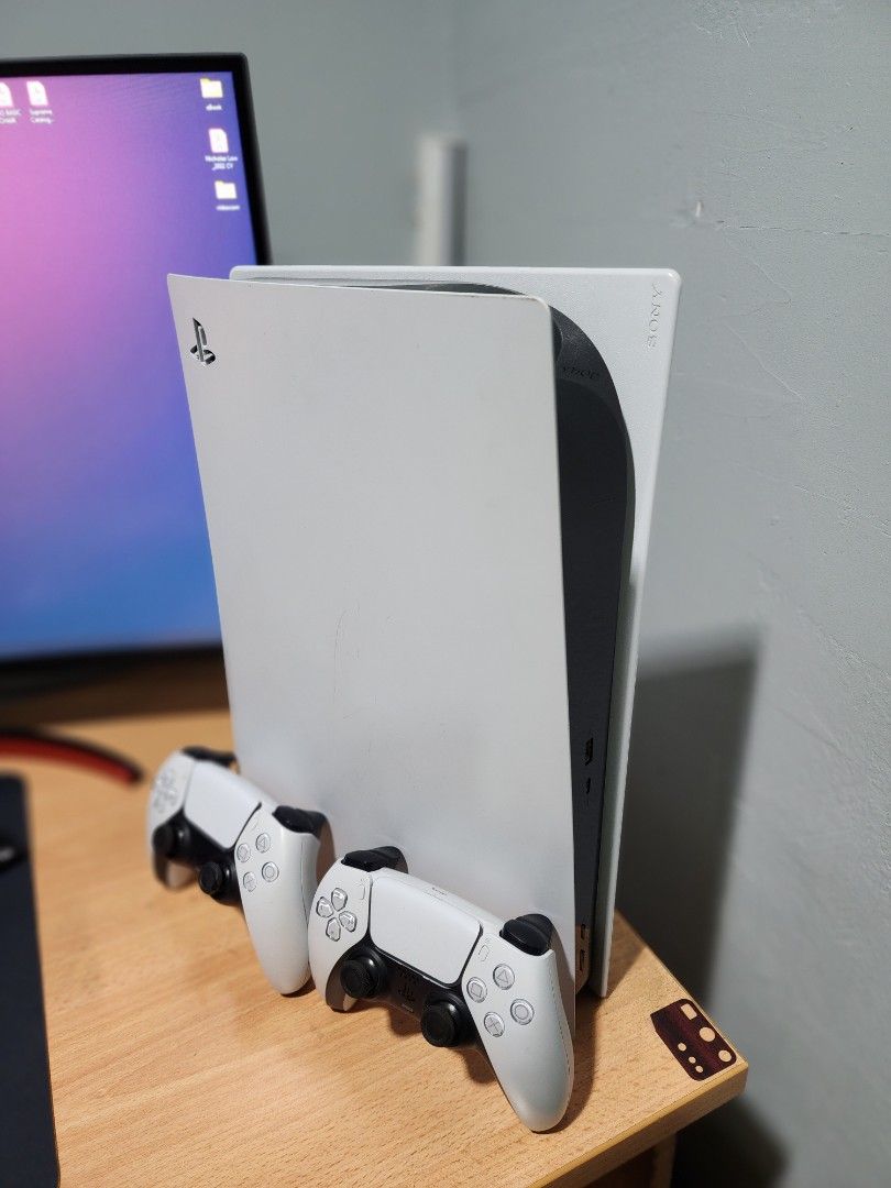 PS5 Disc Console Playstation 5 Console with Disc function c/w 2