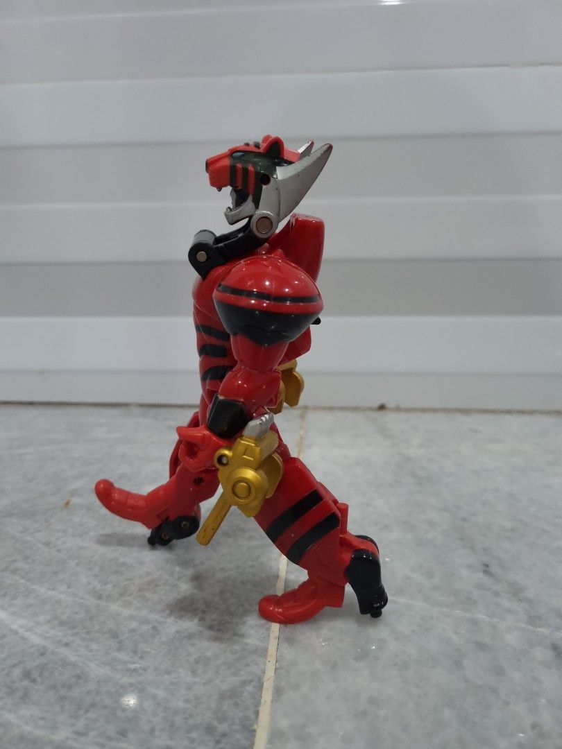 Power Rangers Jungle Fury Animorphin Red Tiger Ranger Action