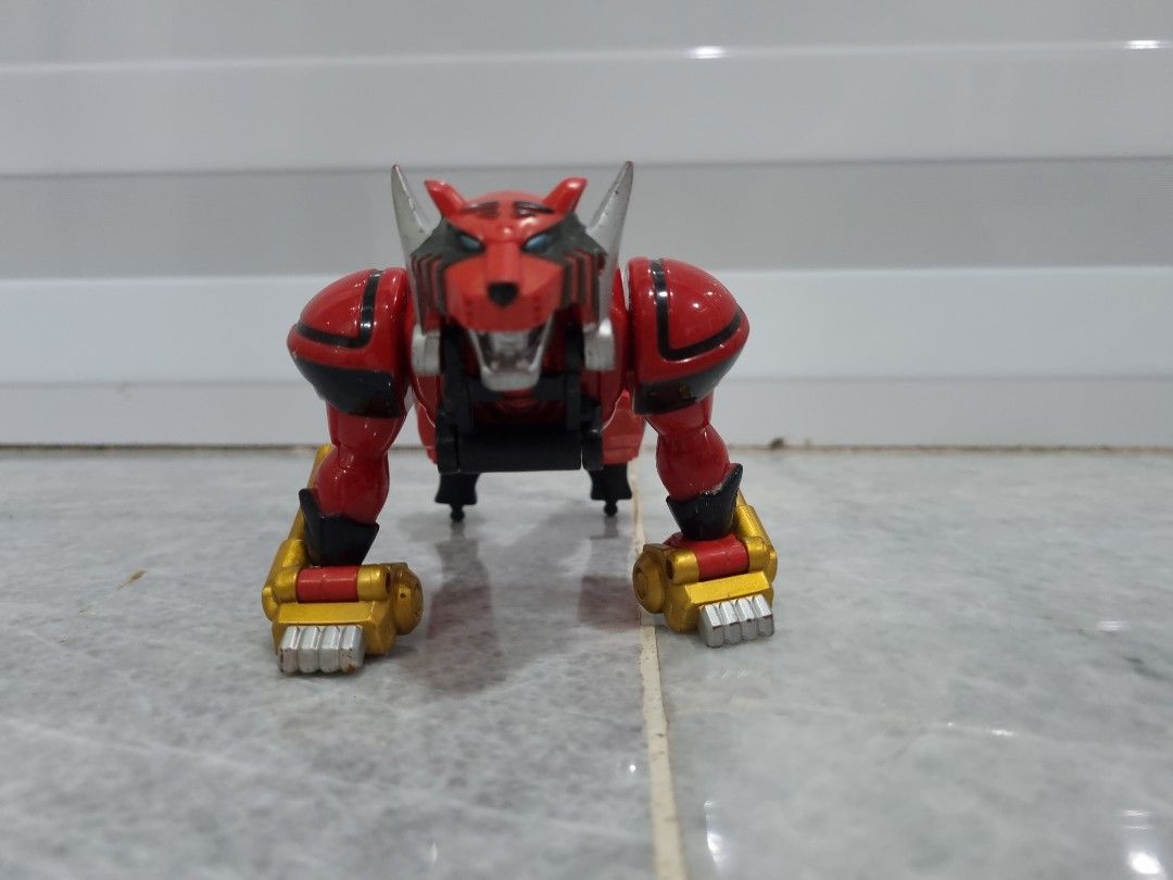 Power Rangers Jungle Fury Animorphin Red Tiger Ranger Action