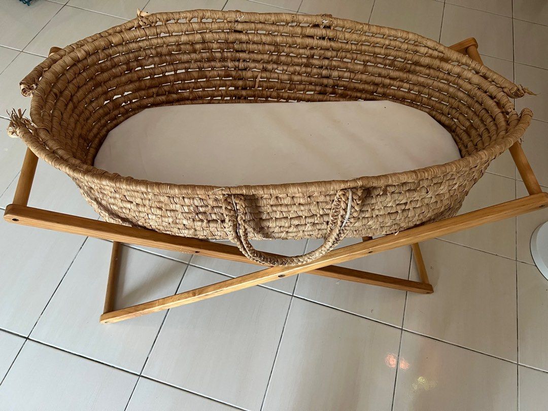 Mothercare moses 2024 basket