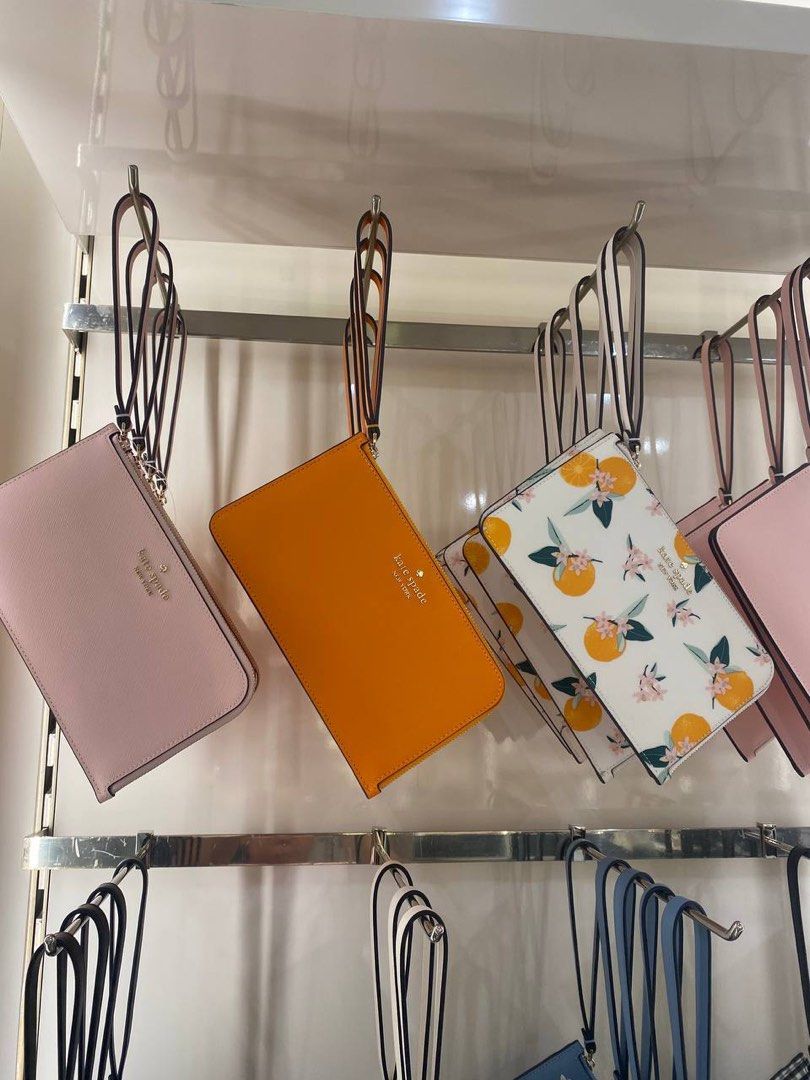 Kate spade online wristlet outlet