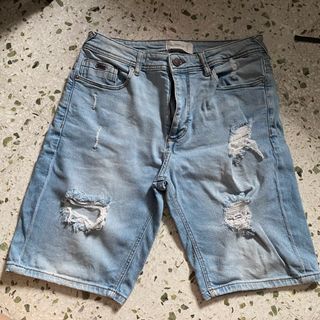 (Category: ) located in . Submitted by coolguyjoa (Listing ID 1243098316, Image 1). Description: .