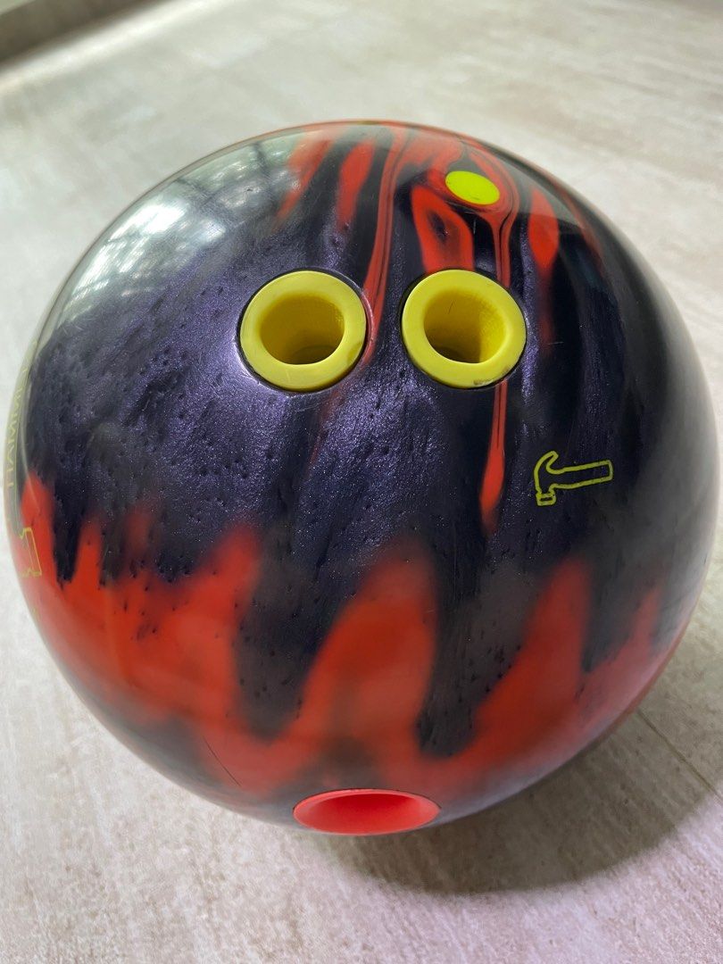 Raw Hammer Hybrid Bowling Ball, Sports Equipment, Sports & Games, Billiards & Bowling on Carousell