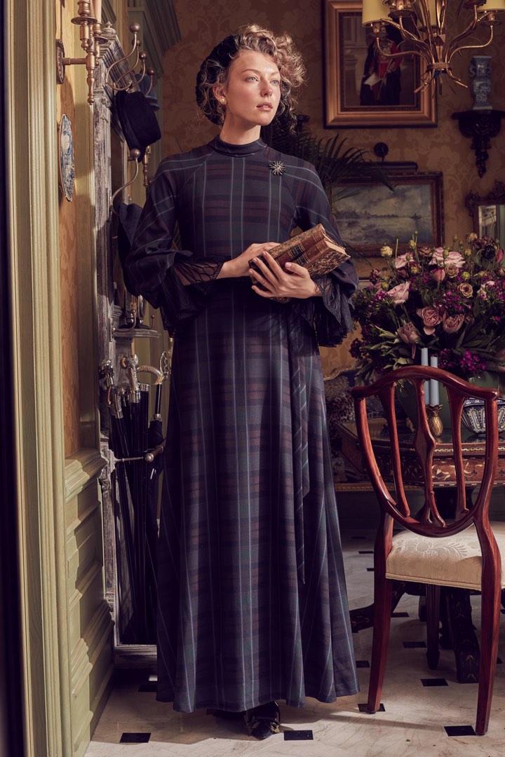 Rizalman Plaid Dress Jubah Women s Fashion Muslimah Fashion Dresses on Carousell