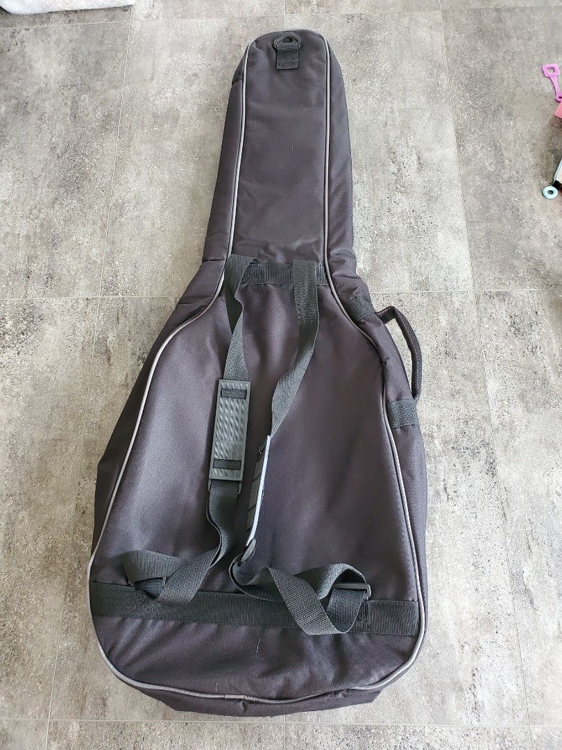 Roadrunner guitar bag Hobbies Toys Music Media Music