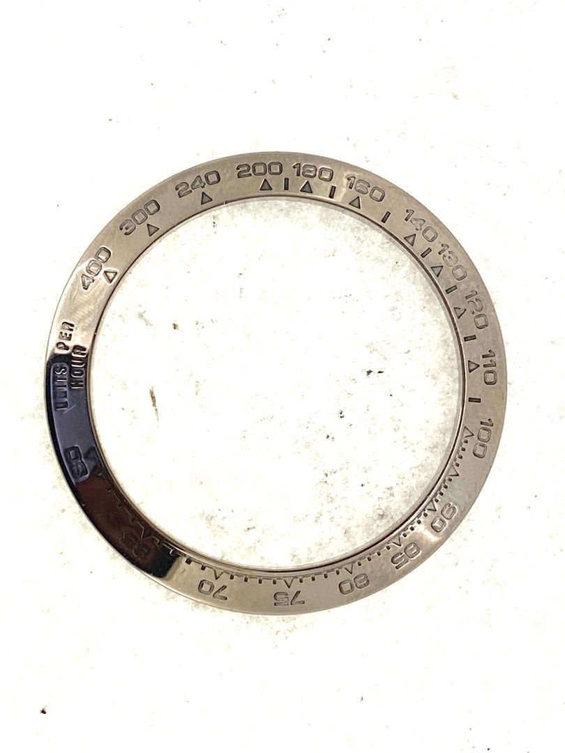 White cheap gold bezel