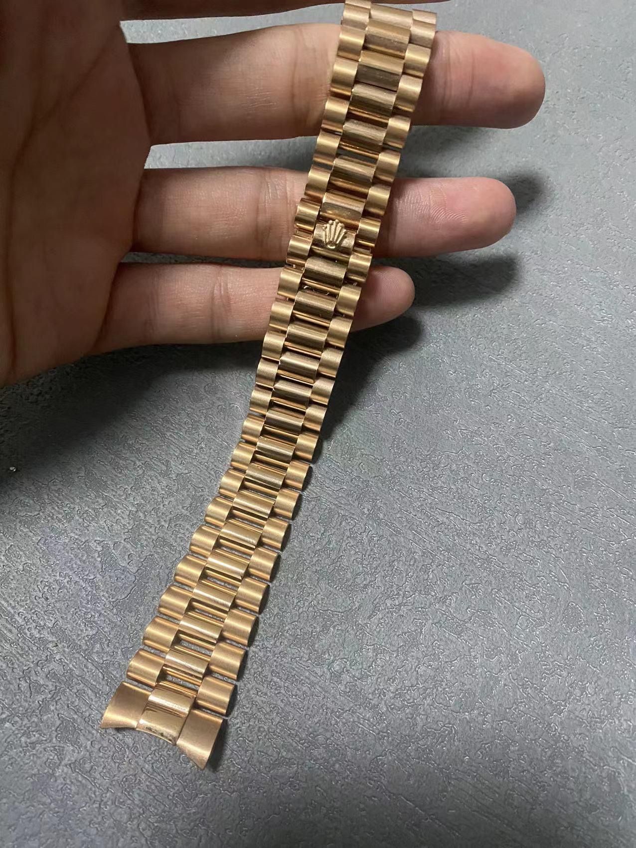 Gold presidential deals bracelet