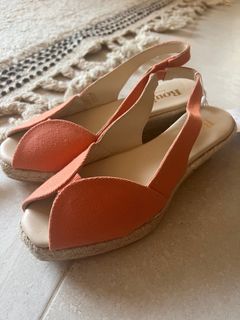 （分類：）位於 。 由 nciyk 提交（商品編號 1243186481，圖片 1）。簡介： 。