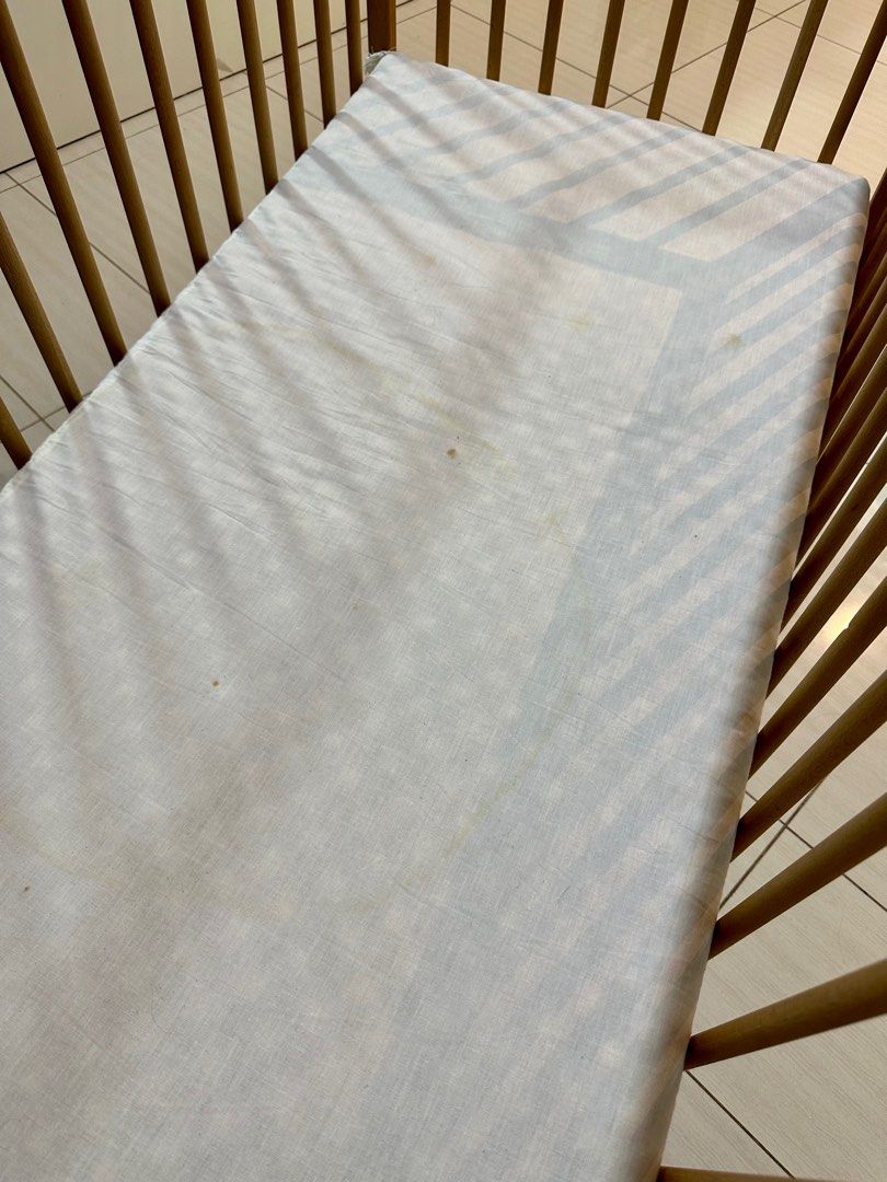Sniglar baby cot FREE mattress Babies Kids Baby Nursery