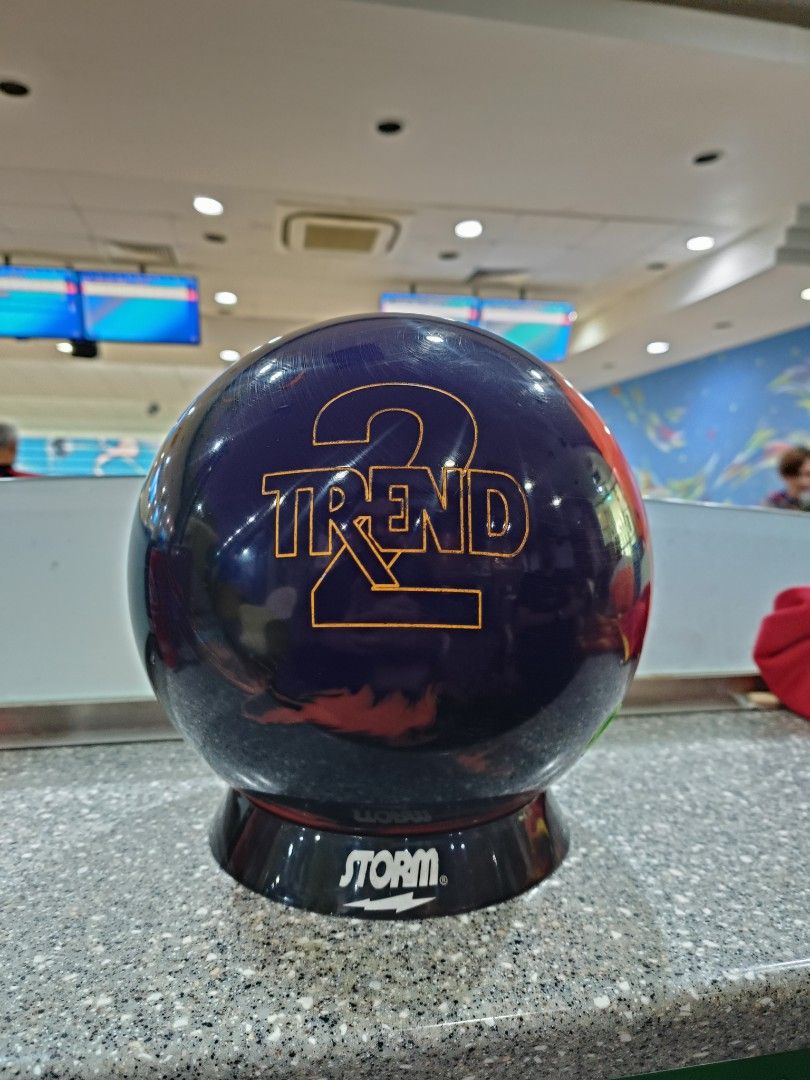 Storm Trend 2 Bowling Ball, Sports Equipment, Sports & Games, Billiards