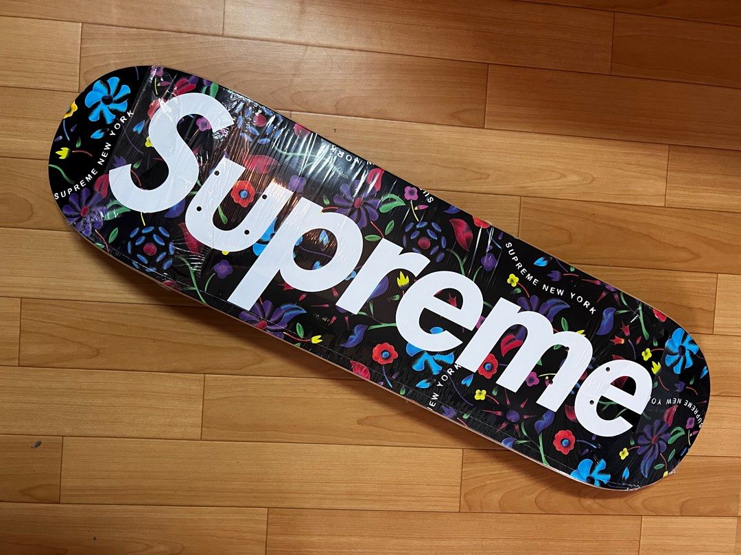 2x Supreme 2019 Airbrushed Floral Skateboard, 運動產品, 其他運動
