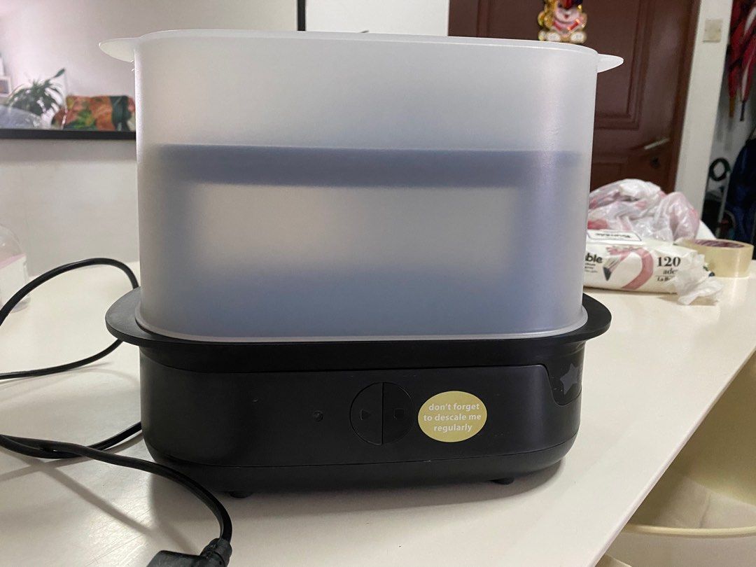 Tommee tippee sterilizer, warmer and all others (Category: Weaning & Toddler Feeding) located in Antipolo. Submitted by puzzleaddict (Listing ID 1243183186, Image 1). Description: Everything sa picture, pickup in antipolo #tommytippee #weaning #notavent #steam.