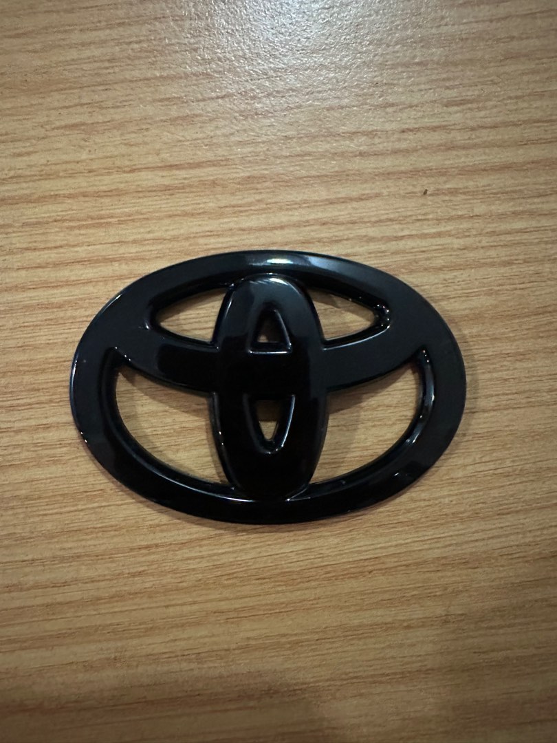 Toyota Steering Wheel Emblem (Black), Car Accessories, Accessories on
