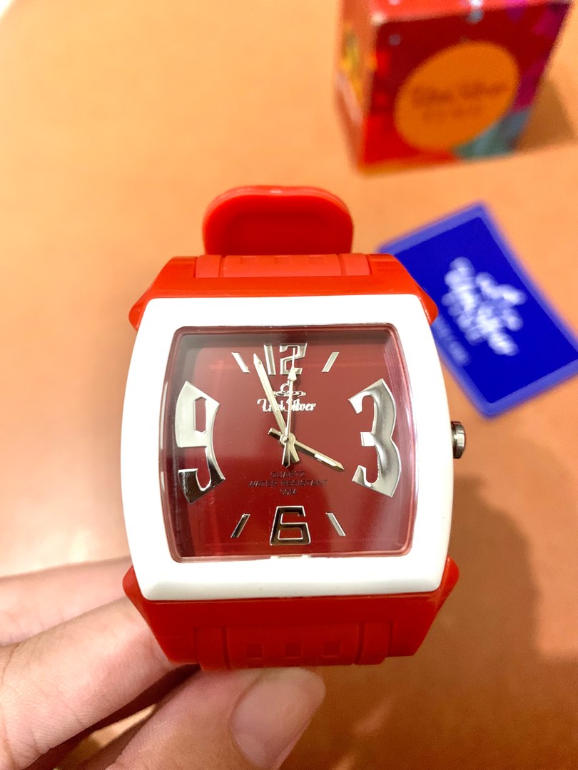 Unisilver watch sales water resistant