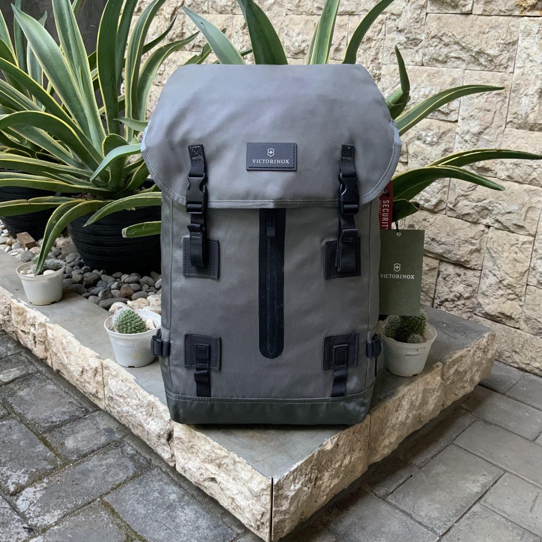 Flapover drawstring laptop 2024 backpack
