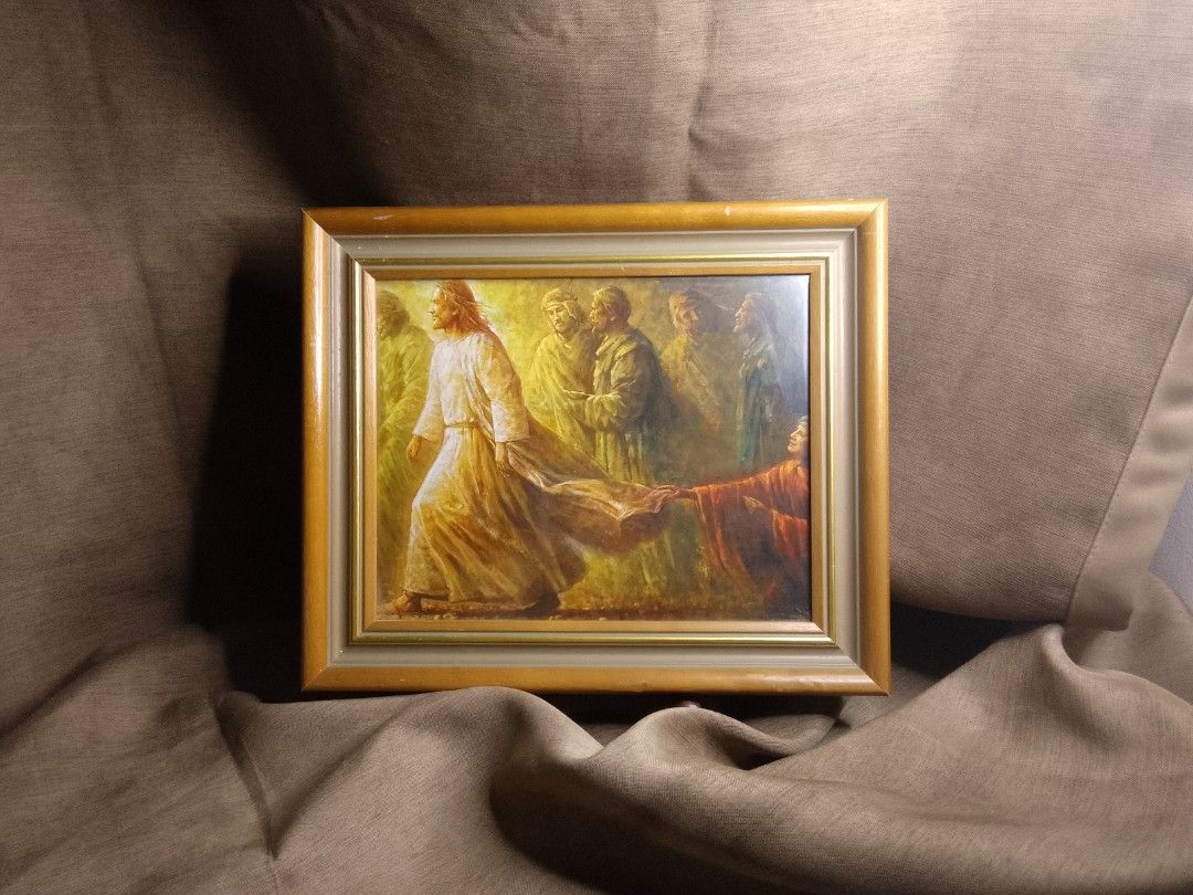 Walk with me Wall display photo frame (Category: Wall Decor) located in Manila. Submitted by peebeees (Listing ID 1243276176, Image 3). Description: Brand new frame 10.5 x 12 l.5inches wooden frame Printed photo with Acetate cover Image of Jesus Christ item will be transported from our house in Marilao to our shop in QC pick up thru Lalamove pin landmark Balingasa Health center 09275377489 we do bus shipping ,J&T pick up ,LBC all subject for sked