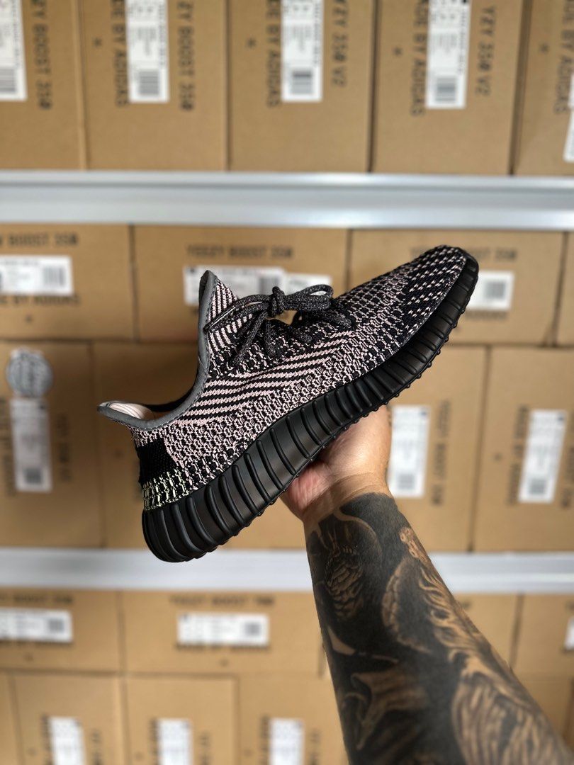 yeezy yecheil resell price