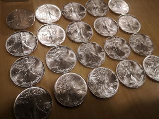 (Category: ) located in . Submitted by CoinClick (Listing ID 1243422357, Image 1). Description: .