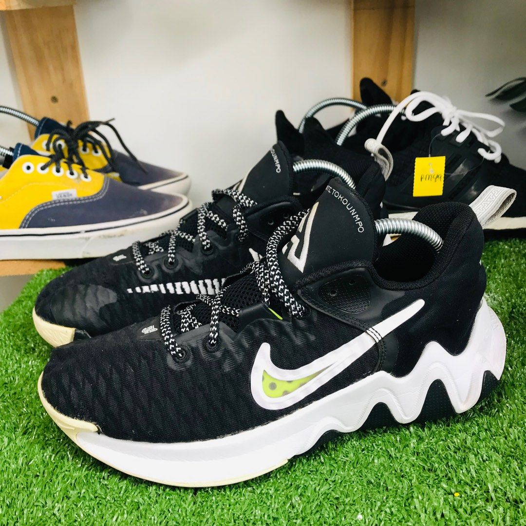 NIKE MEN GIANNIS USED ITEM BUNDLE SNEAKER JOGGING RUNNING