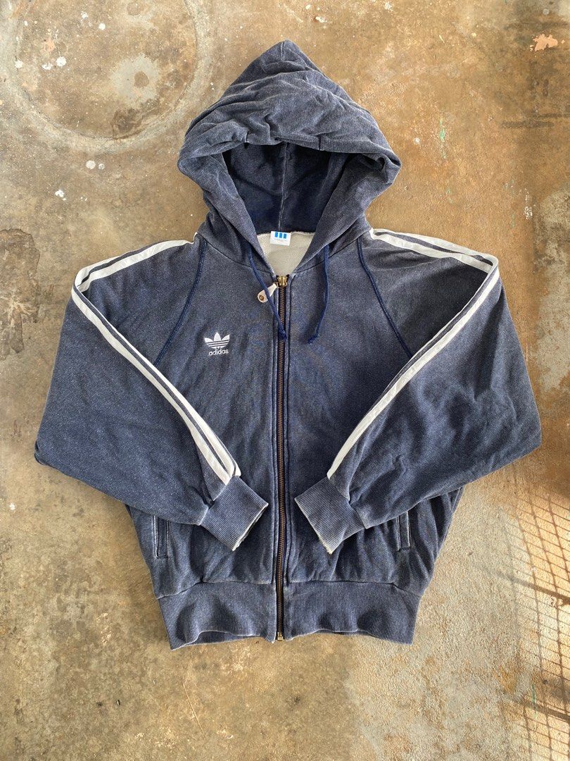 Adidas originals archive deals velour hoodie