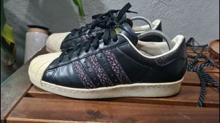 (Category: ) located in . Submitted by nike7111 (Listing ID 1243468162, Image 1). Description: .