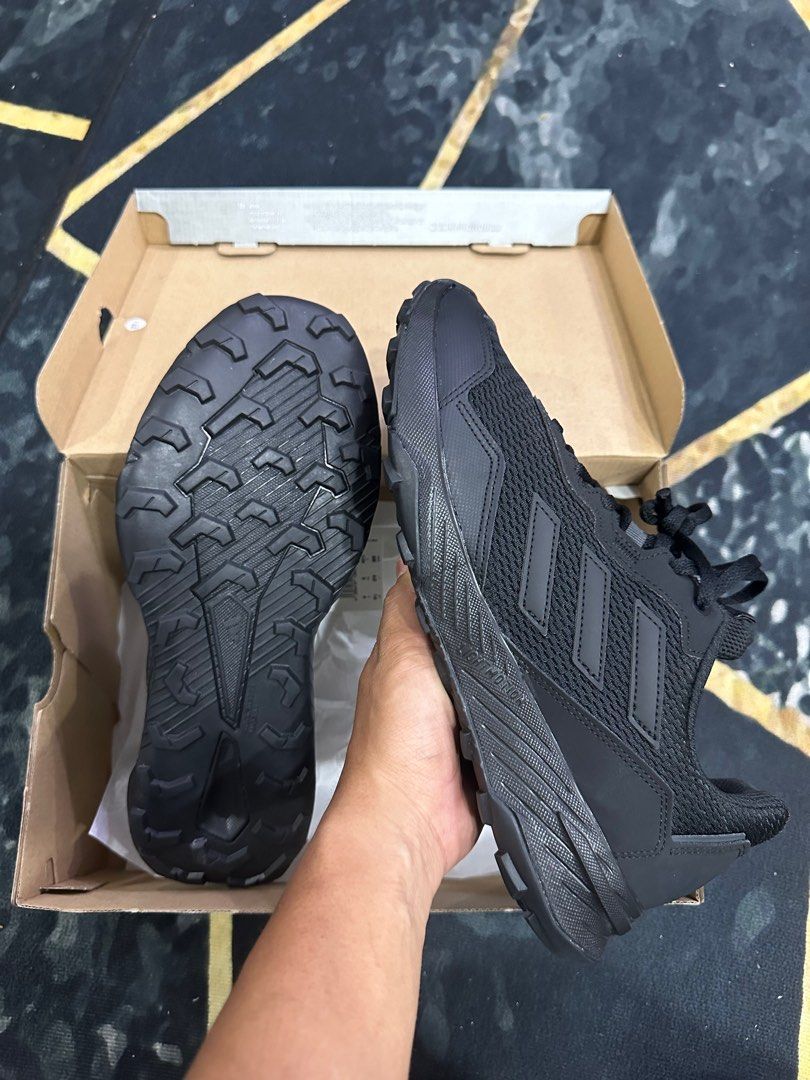 Adidas tracefinder sale