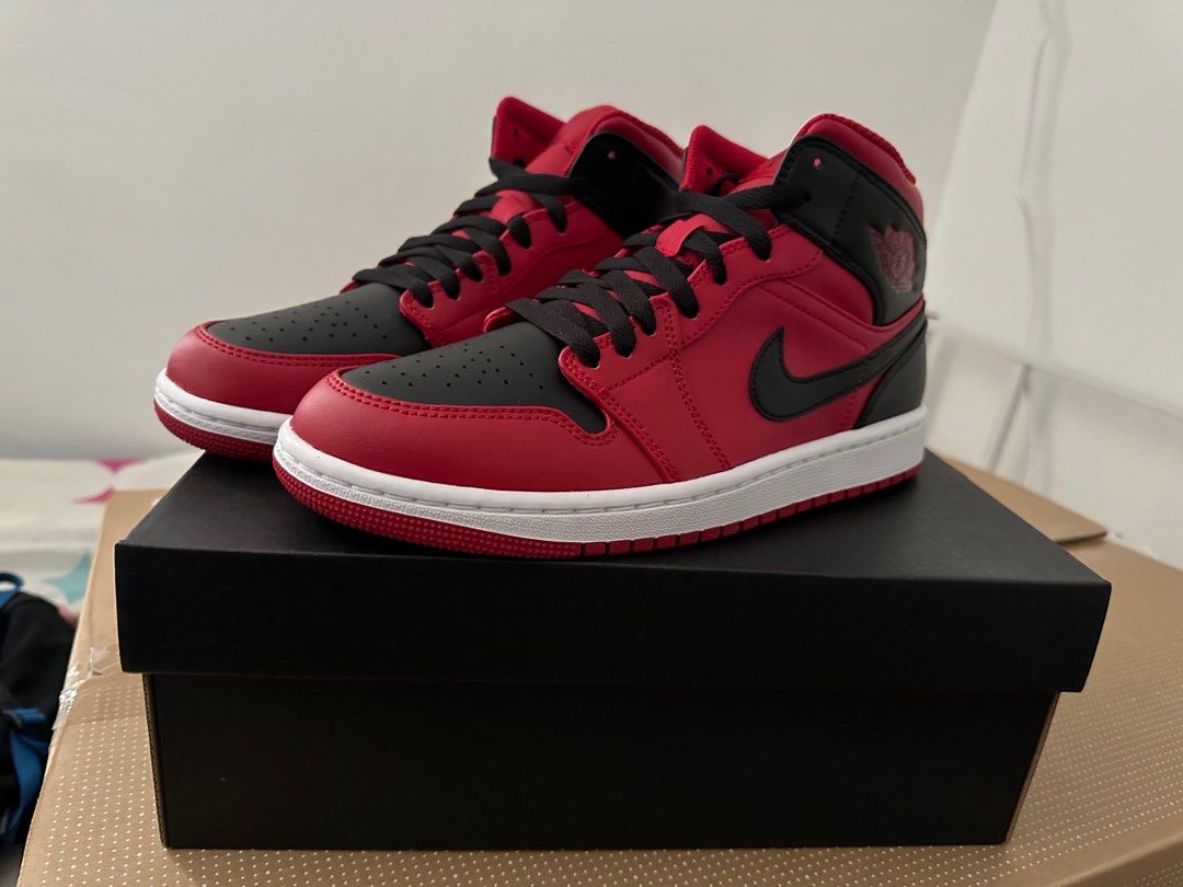 Air jordan clearance 1 bred 213